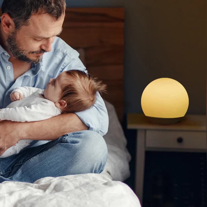 Uzlādējama LED bumbas nakts gaisma gultas galvgala dekoram